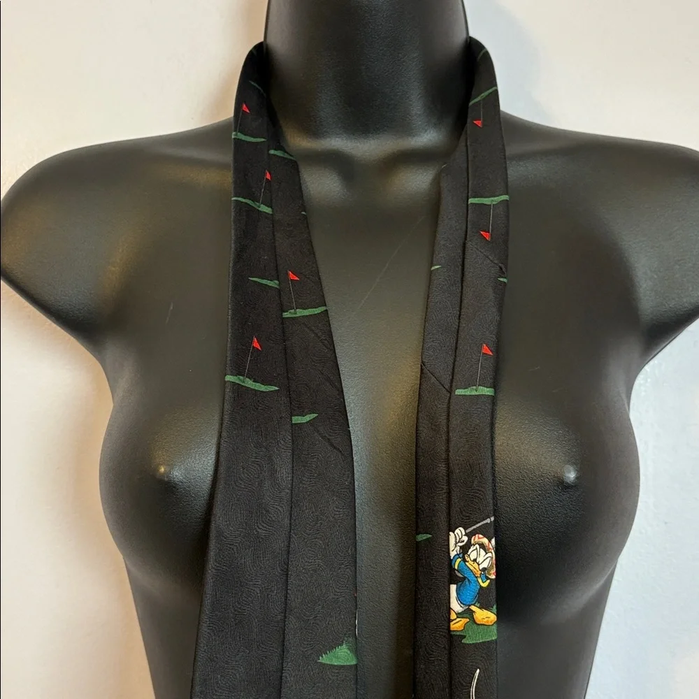 Mickey Unlimited Vintage Mickey Goofy Pluto Donald Golfing Necktie Tie